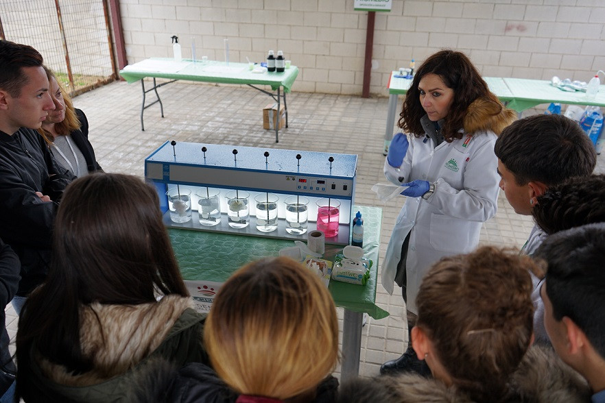 La Semana del Agua llena el Hospital Centro Vivo de talleres y una exposición de esculturas recicladas