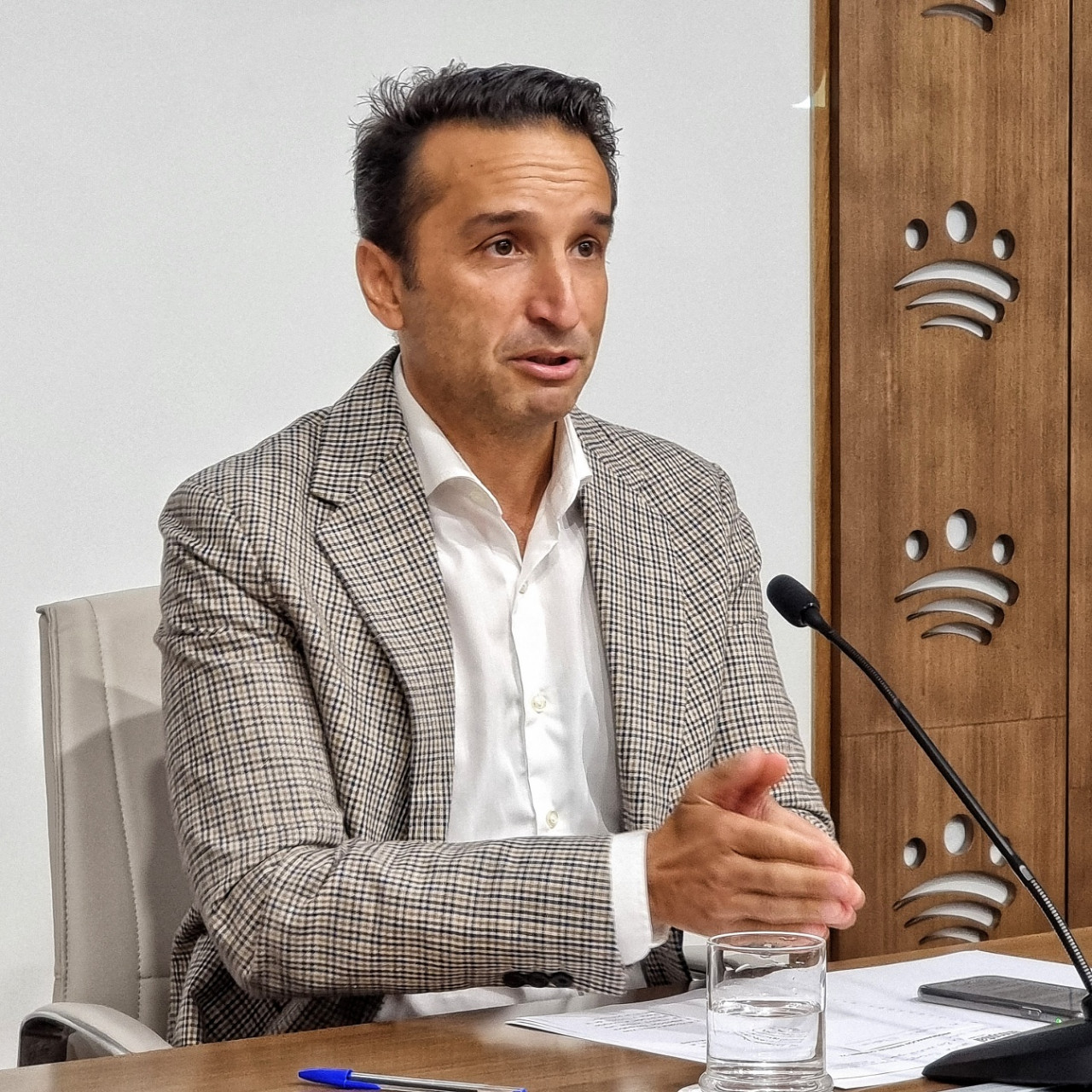 El espectáculo ‘Encerrona’ de Pepe Viyuela destaca entre las actividades programadas para el mes de octubre en El Hospital Centro Vivo